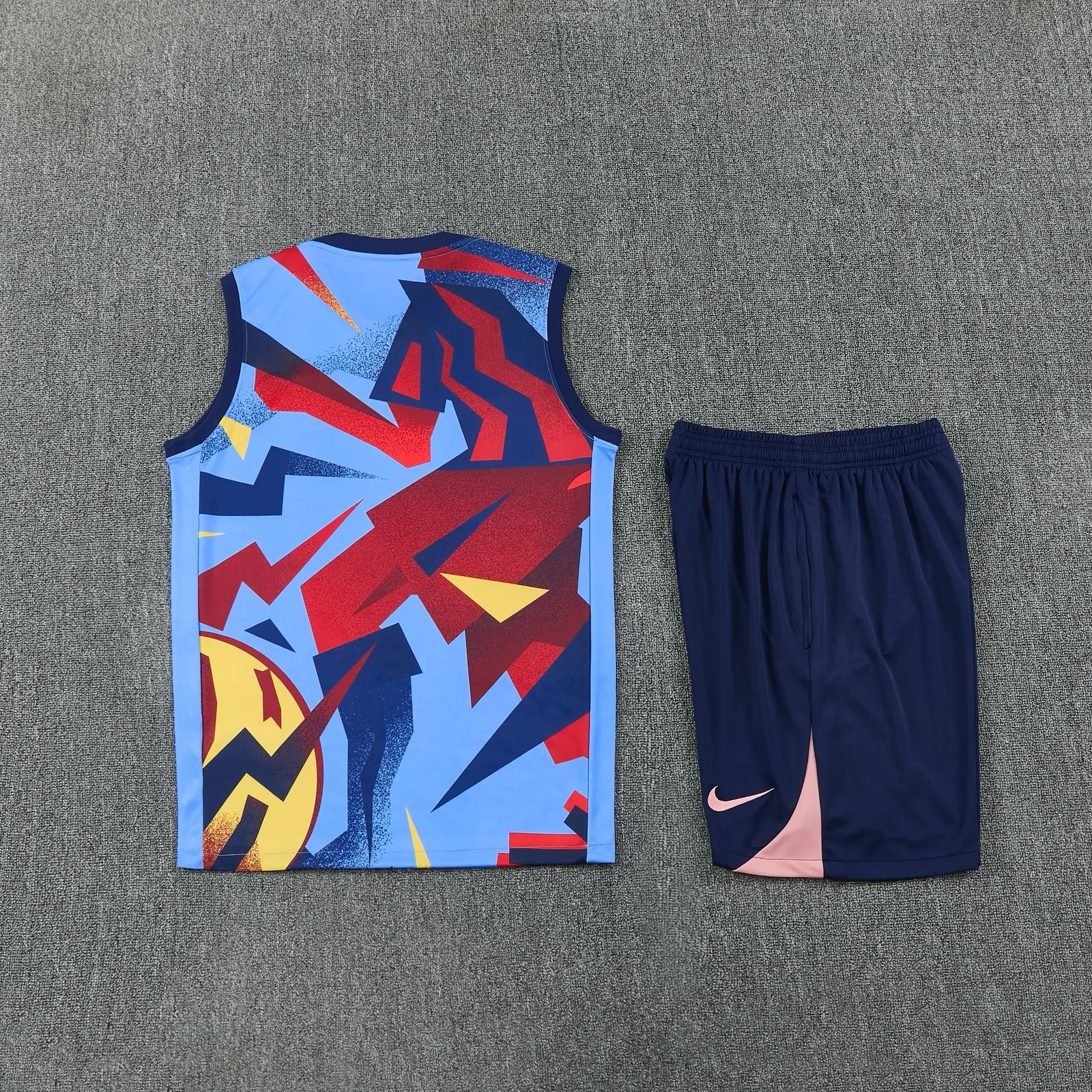2025-26 Barcelona vest training jersey
