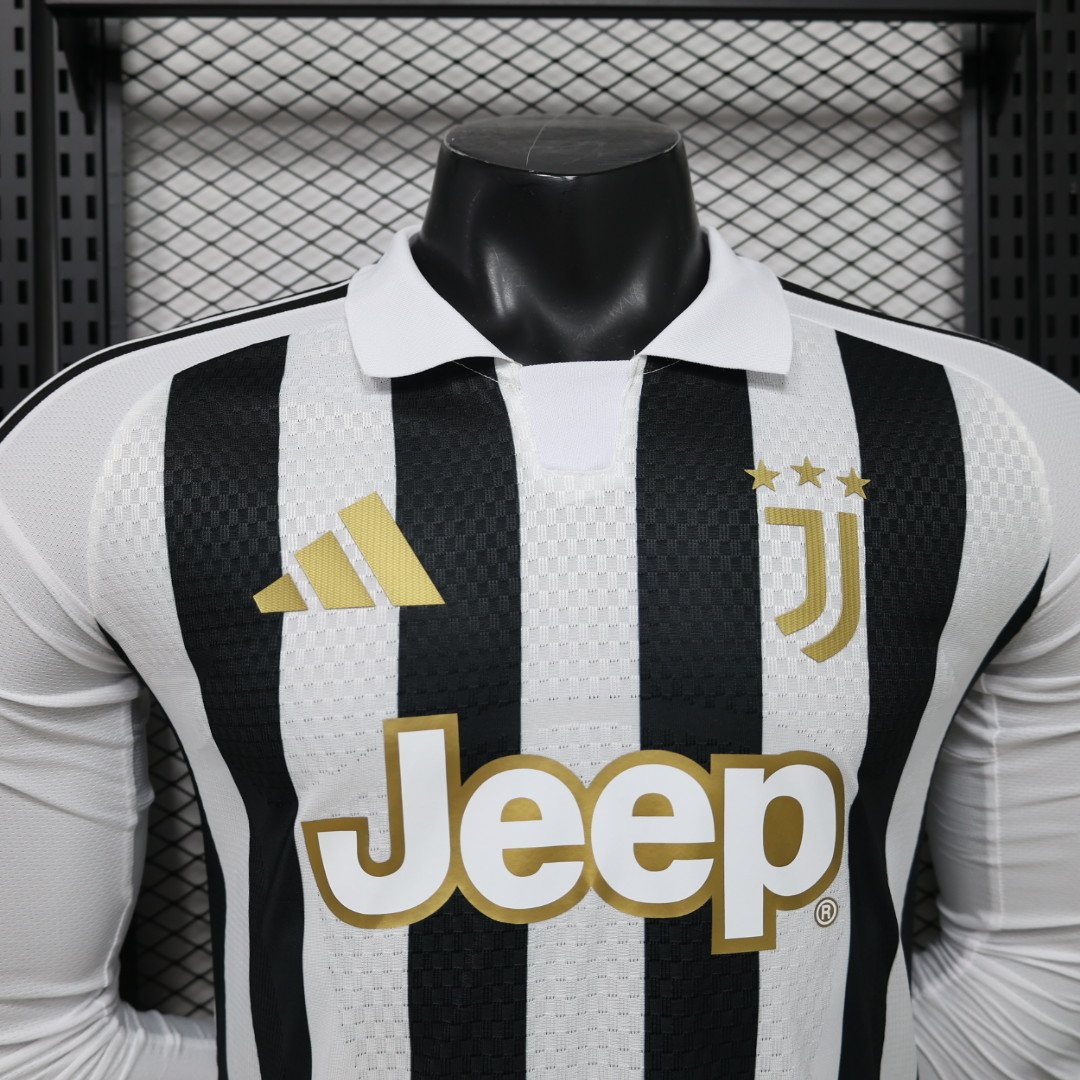 2026-27 Juventus Home Long-Sleeve Jersey - Player Version