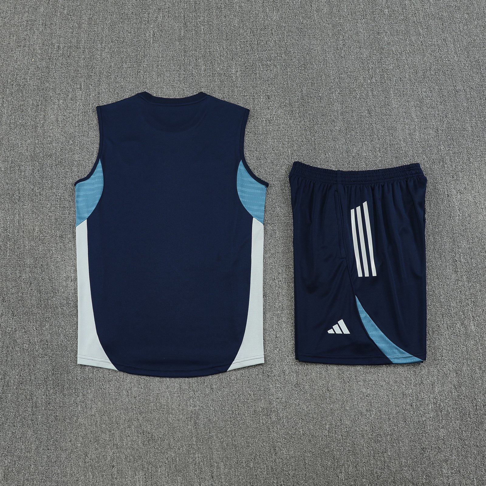 2025-26 Arsenal training vest jersey