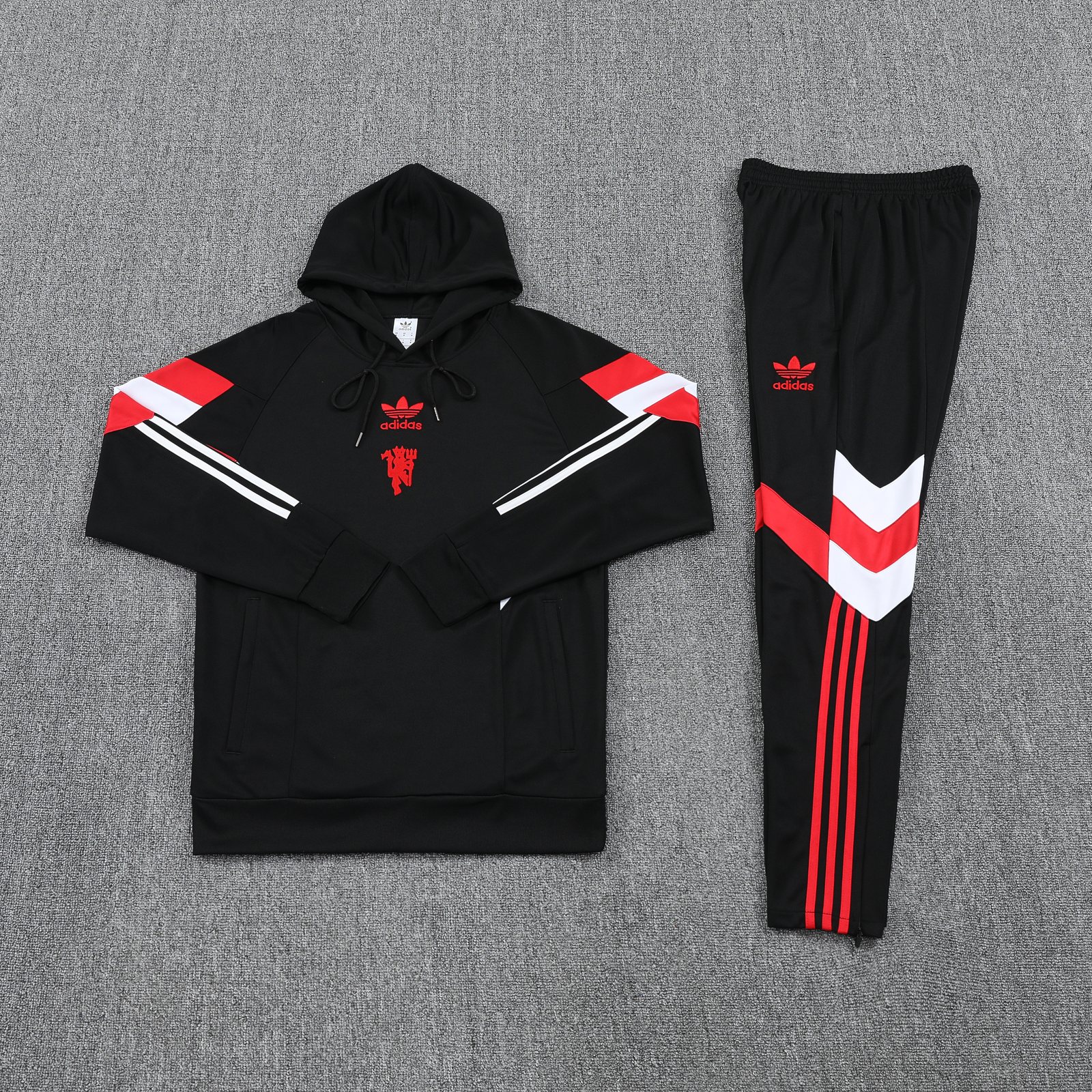 2025-26 Manchester United Black Training Hooded Jersey