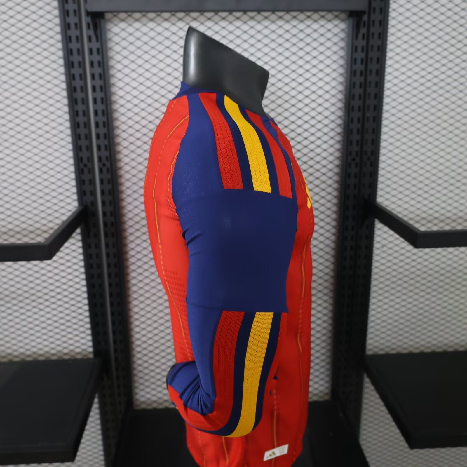 2026-27 Spain Home Long-Sleeve Jersey (with Two Stars) – Player Version