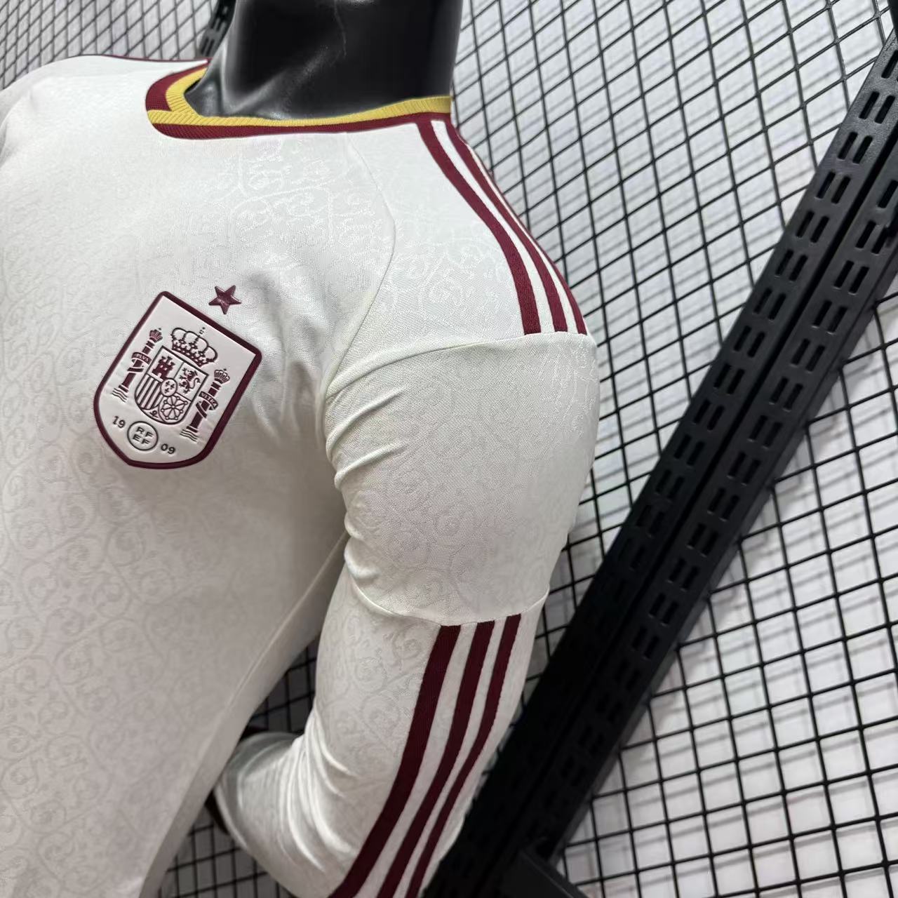 2026-27 Spain Away Long-Sleeve Jersey - Player Version