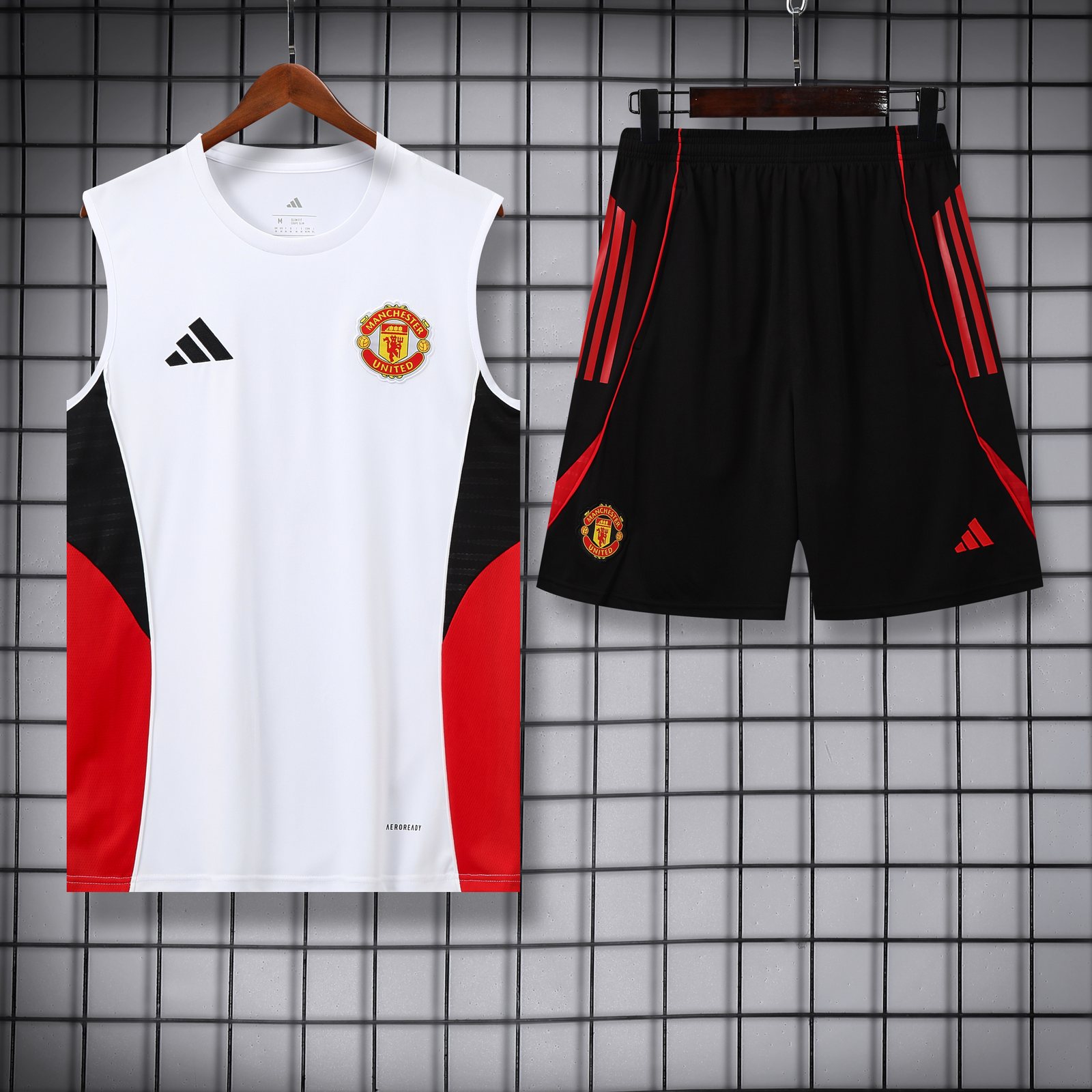 2025-26 Manchester United training vest jersey