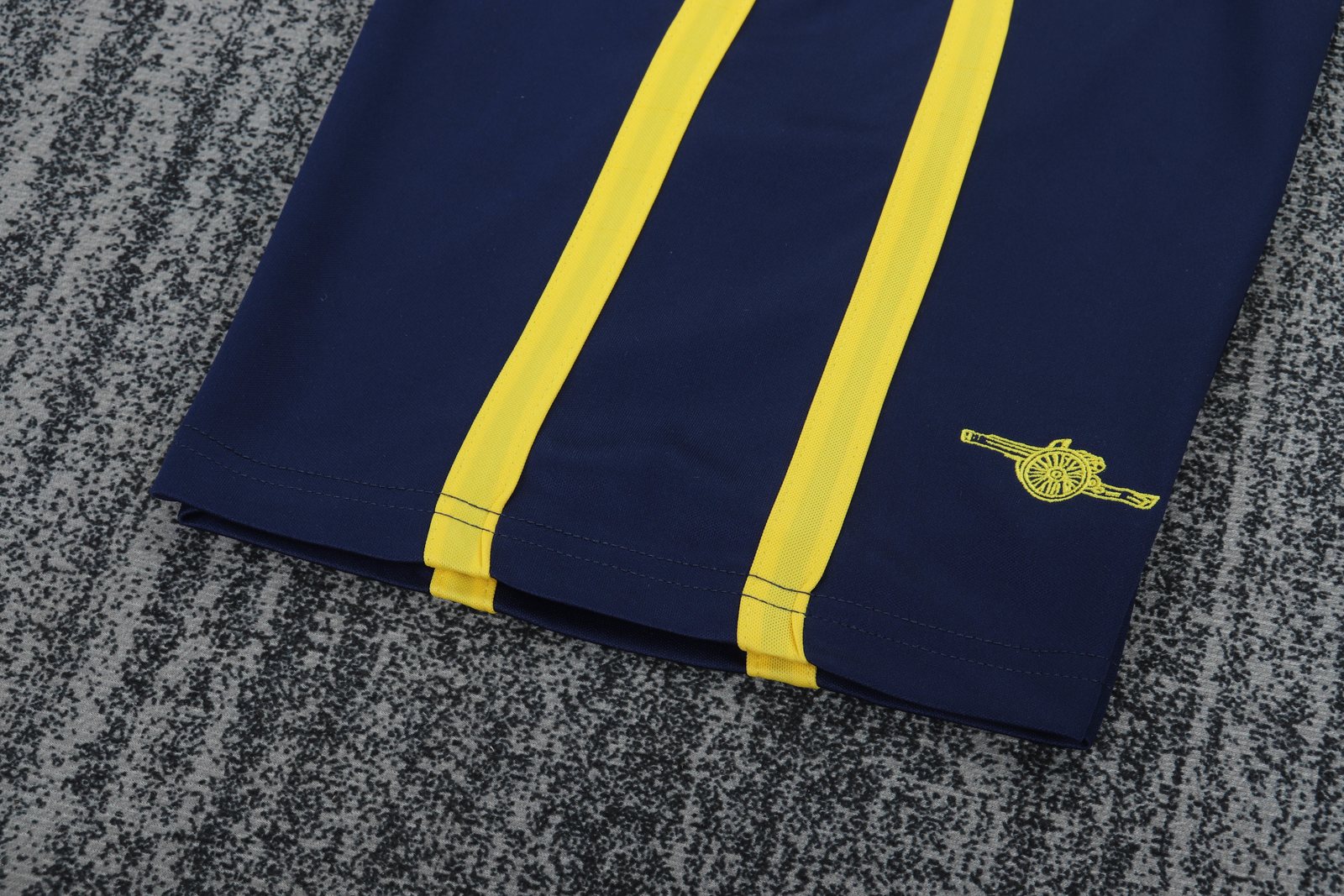 2000-01 Arsenal Away Retro Jersey - Kids