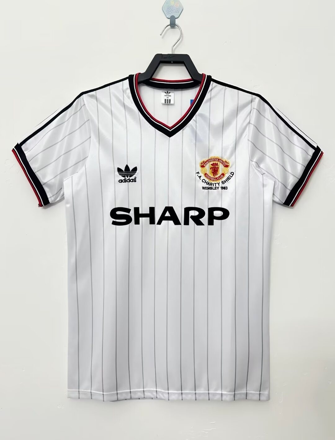 1983 Manchester United away retro jersey