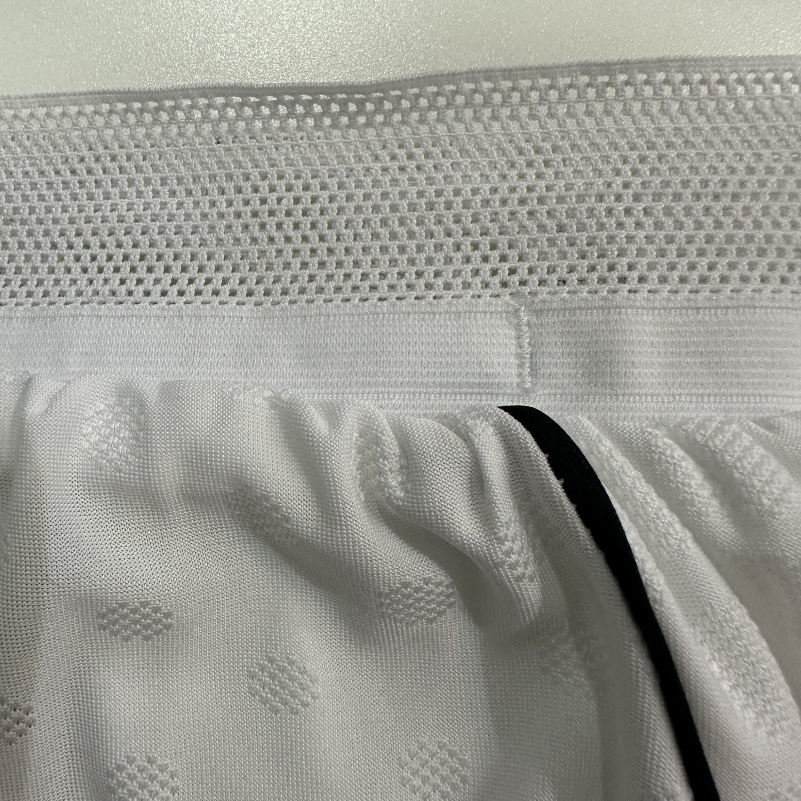 2025-26 Manchester United Home Shorts – Authentic