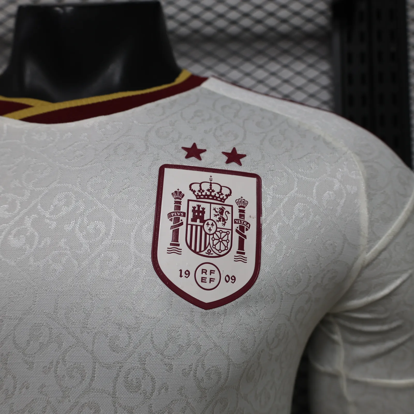 2026-27 Spain Away Long-Sleeve Jersey (Two Stars) – Player Version