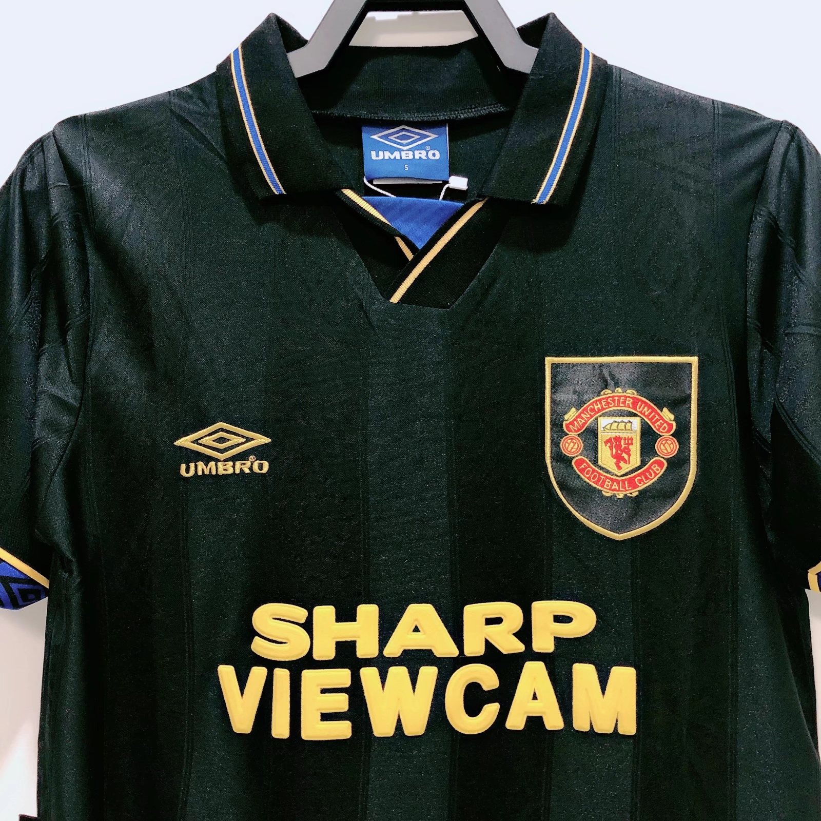 1993-94 Manchester United Away Retro Shirt