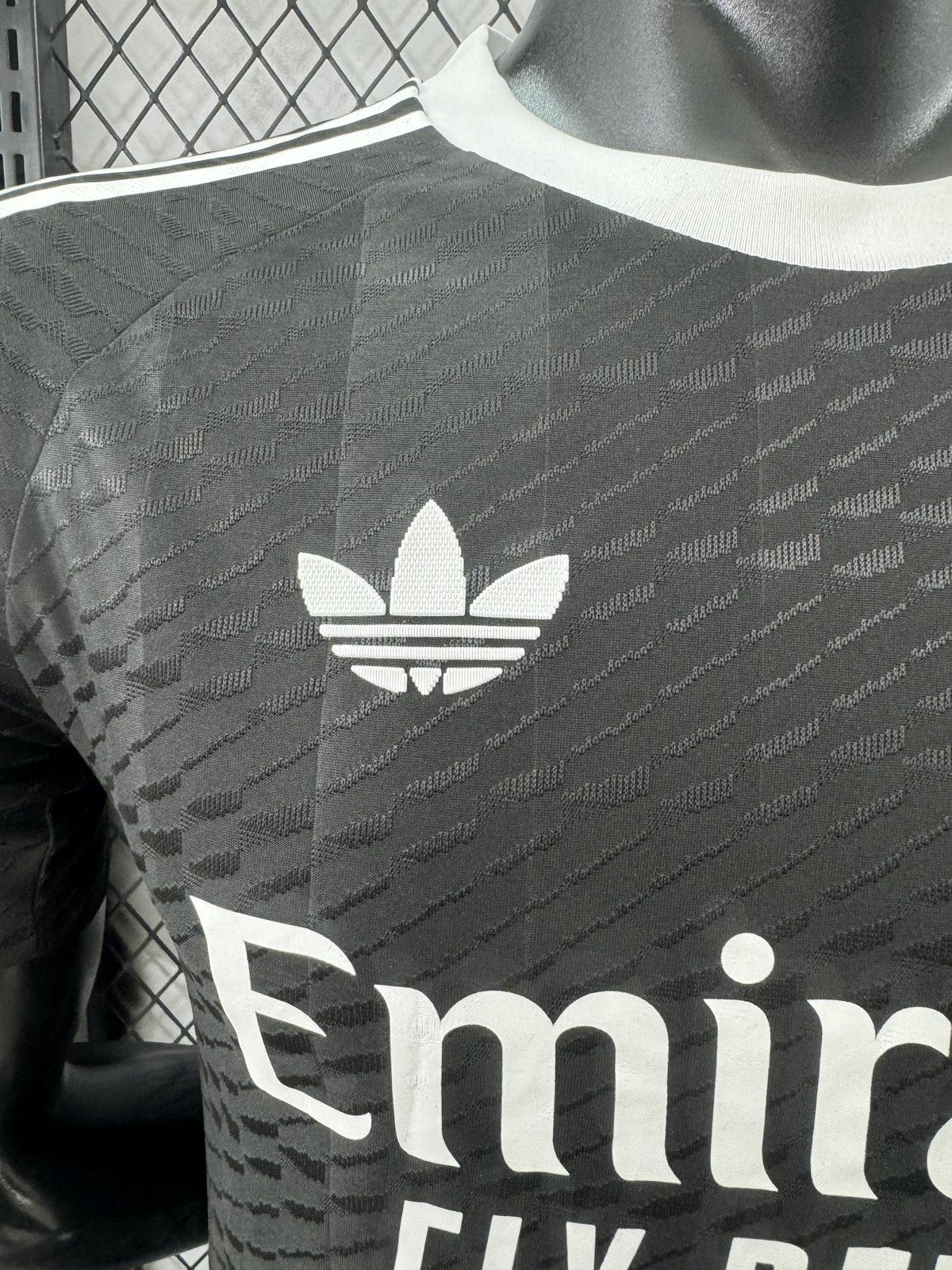 2025-26 Real Madrid Goalkeeper Jersey – Player Version