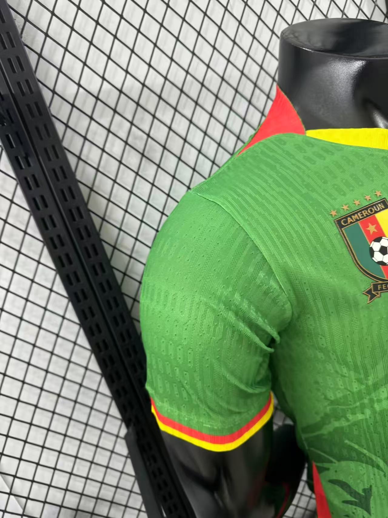 Jersey an-trano Kamerona 2025-26 – Diakan'ny mpilalao