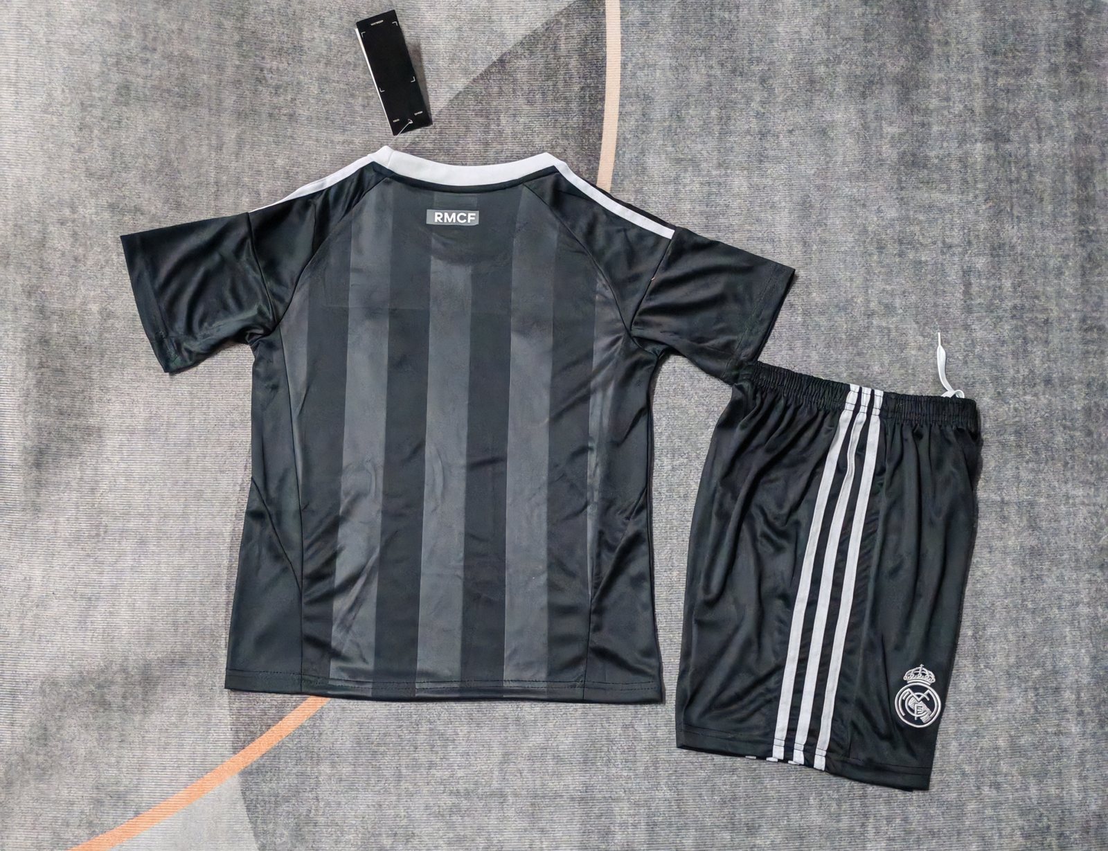 2025-26 Real Madrid Goalkeeper Jersey - Kids'