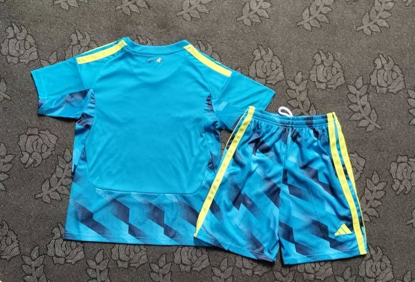 2026-27 Spain Goalkeeper Jersey - Kids'