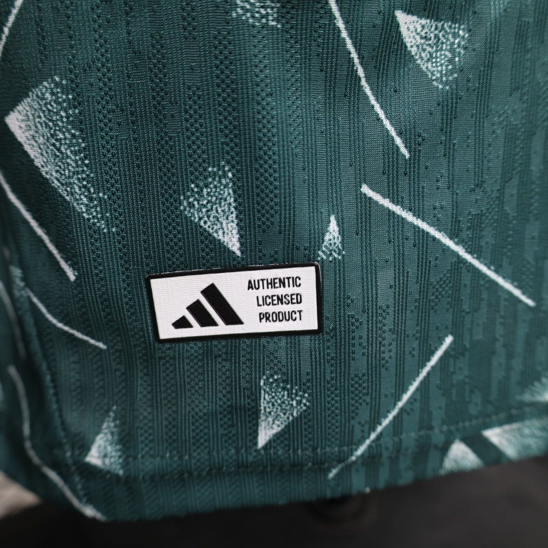 2026-27 Liverpool Goalkeeper Shirt – Player Version