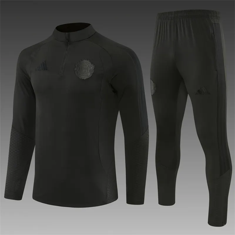 2026-27 Manchester United Black Half-Zip Training Jersey