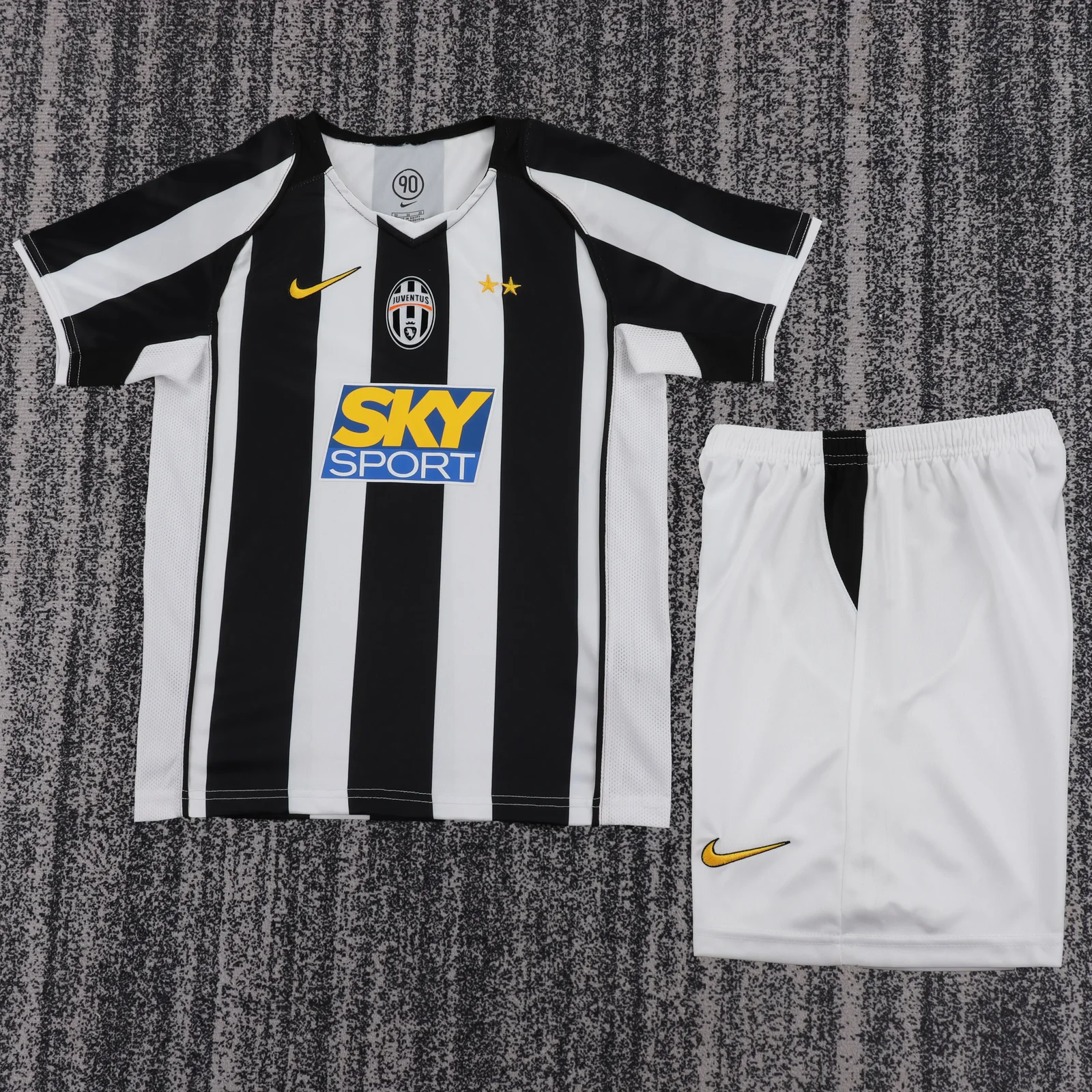 2004-05 Juventus Home Retro Jersey - Children's