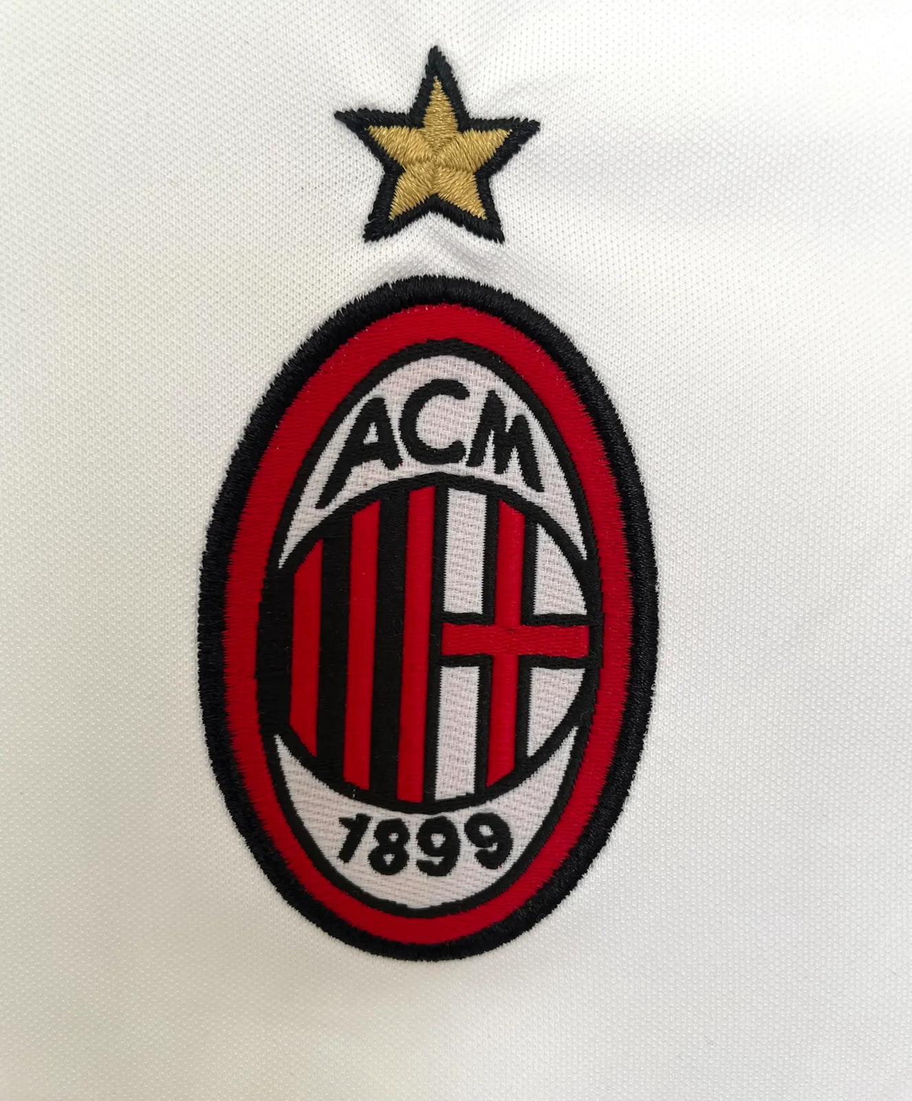 2004-05 AC Milan Away Retro Jersey