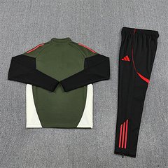 2025-26 Bayern Munich Green Half-Pull Training Jersey