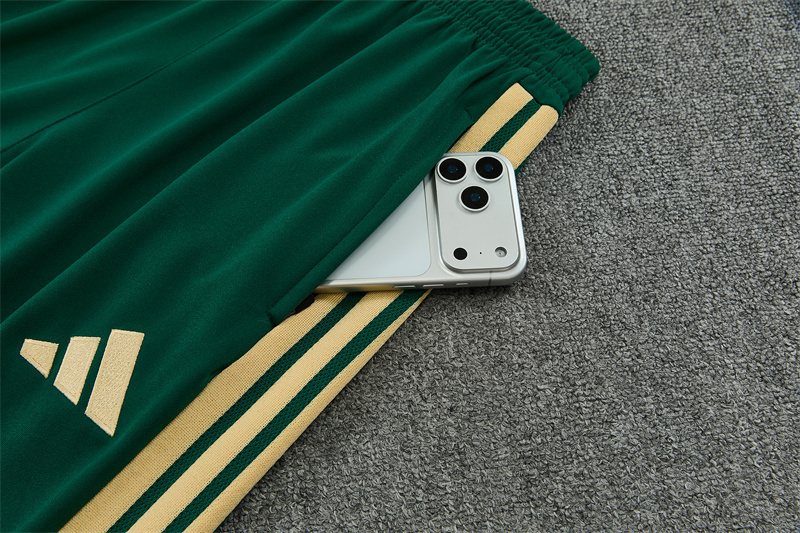 2026-27 Italy Green Half-Zip Training Jersey