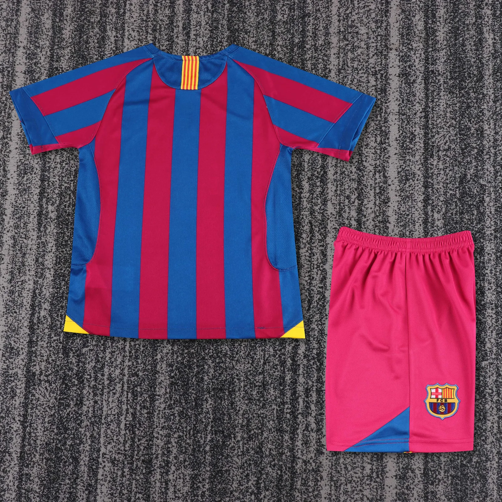 2005-06 Barcelona Home Edition Retro Shirt - Kids Size