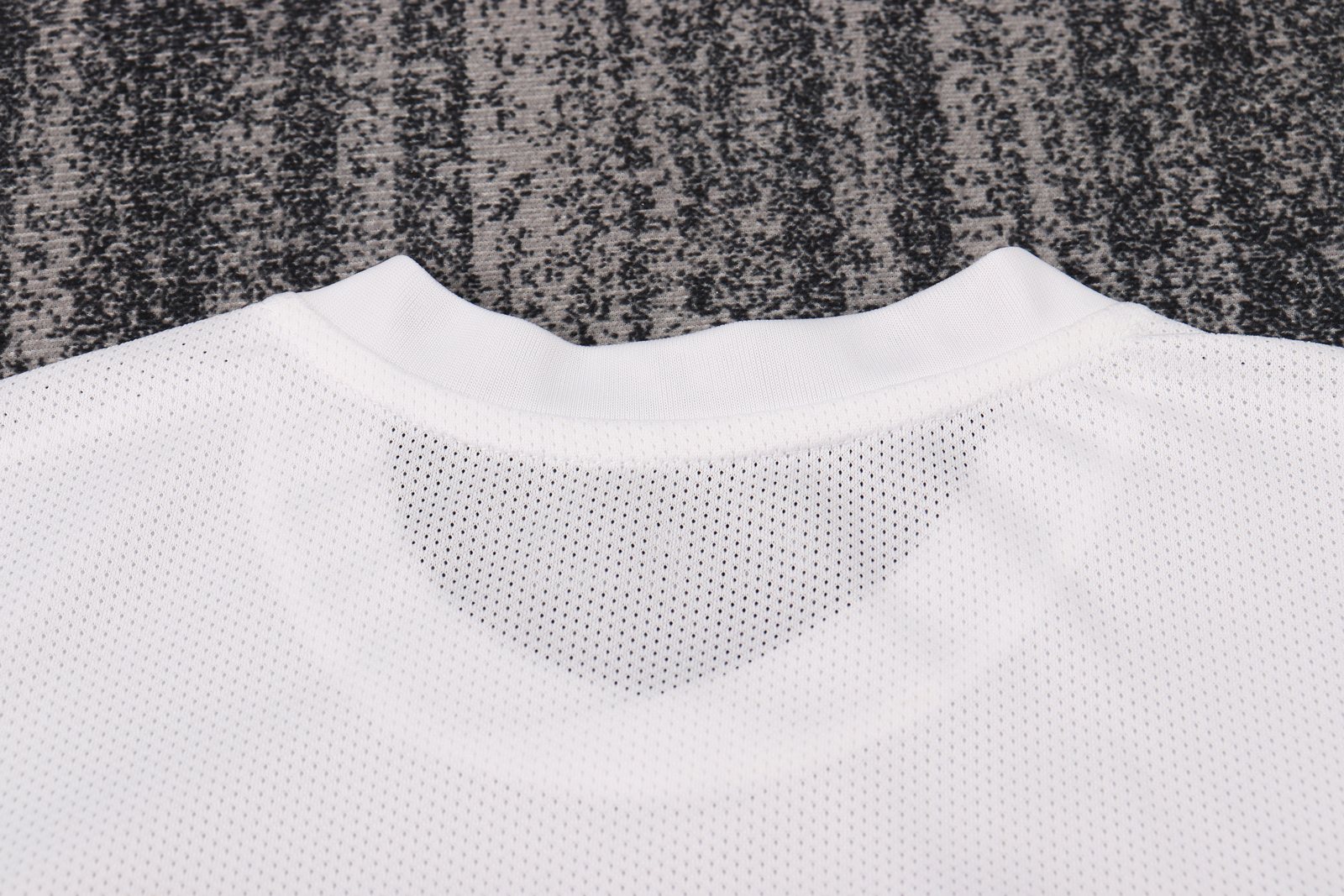 2010 Inter Away Retro Shirt - Kids Size