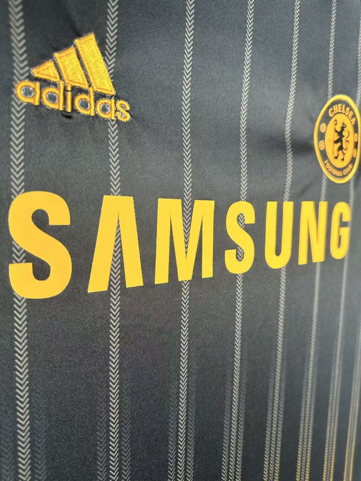 2010-11 Chelsea Away Retro Jersey
