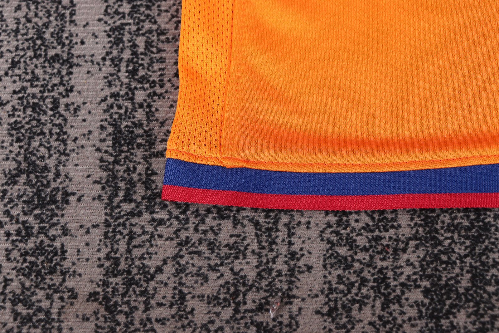 2006-07 Barcelona Away Retro Jersey - Kids