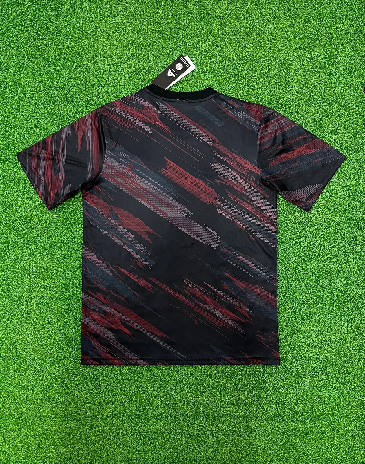2025-26 Bayern training jersey