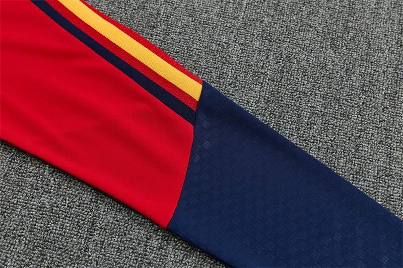 2026-27 Spain Red Half-Zip Training Jersey (Two Stars)
