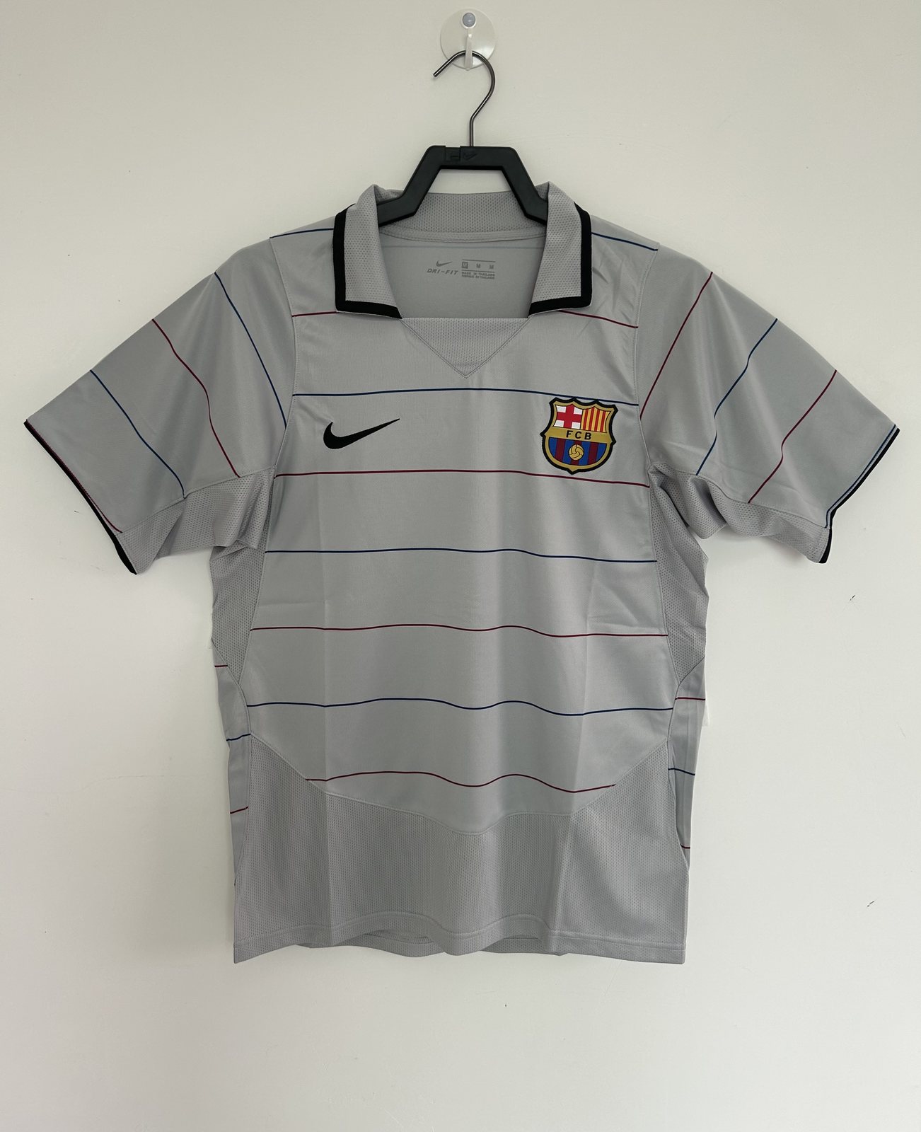 2003-04 Barcelona Away Retro Jersey