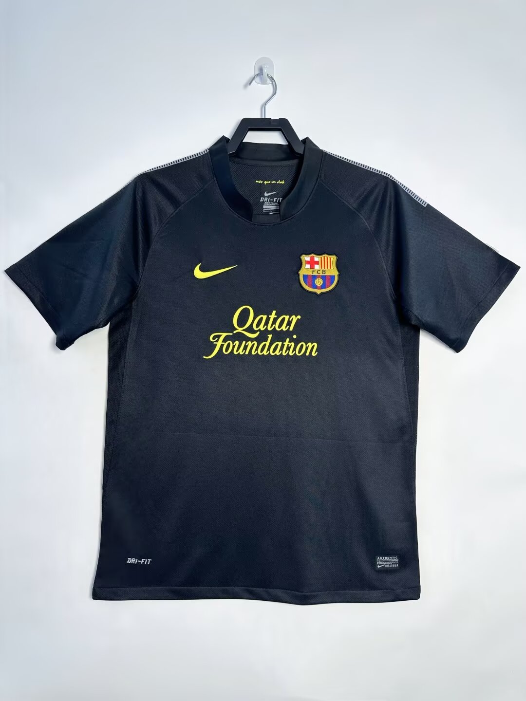 2011-12 Barcelona Away Retro Jersey