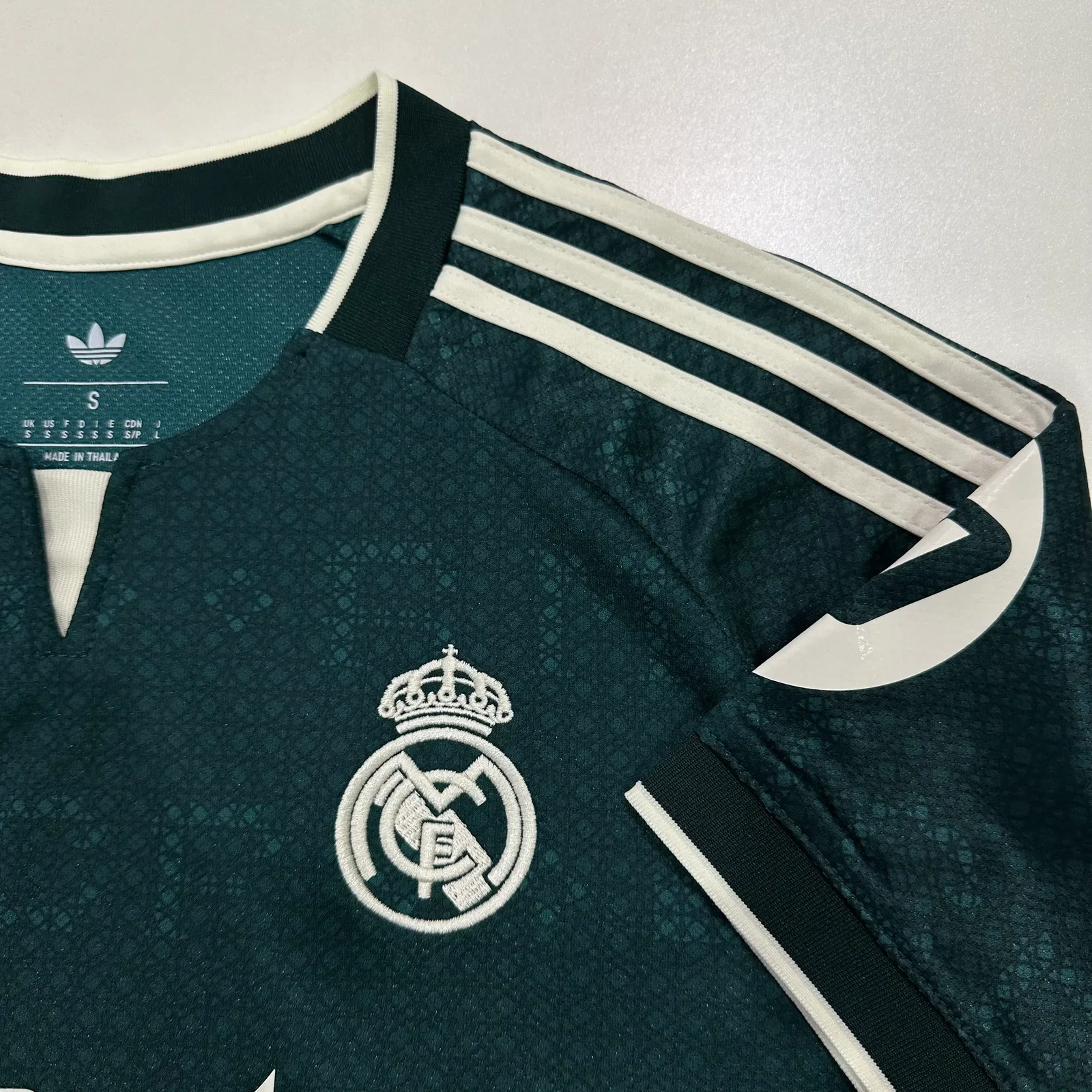 2026-27 Real Madrid Away Jersey – Fan Version