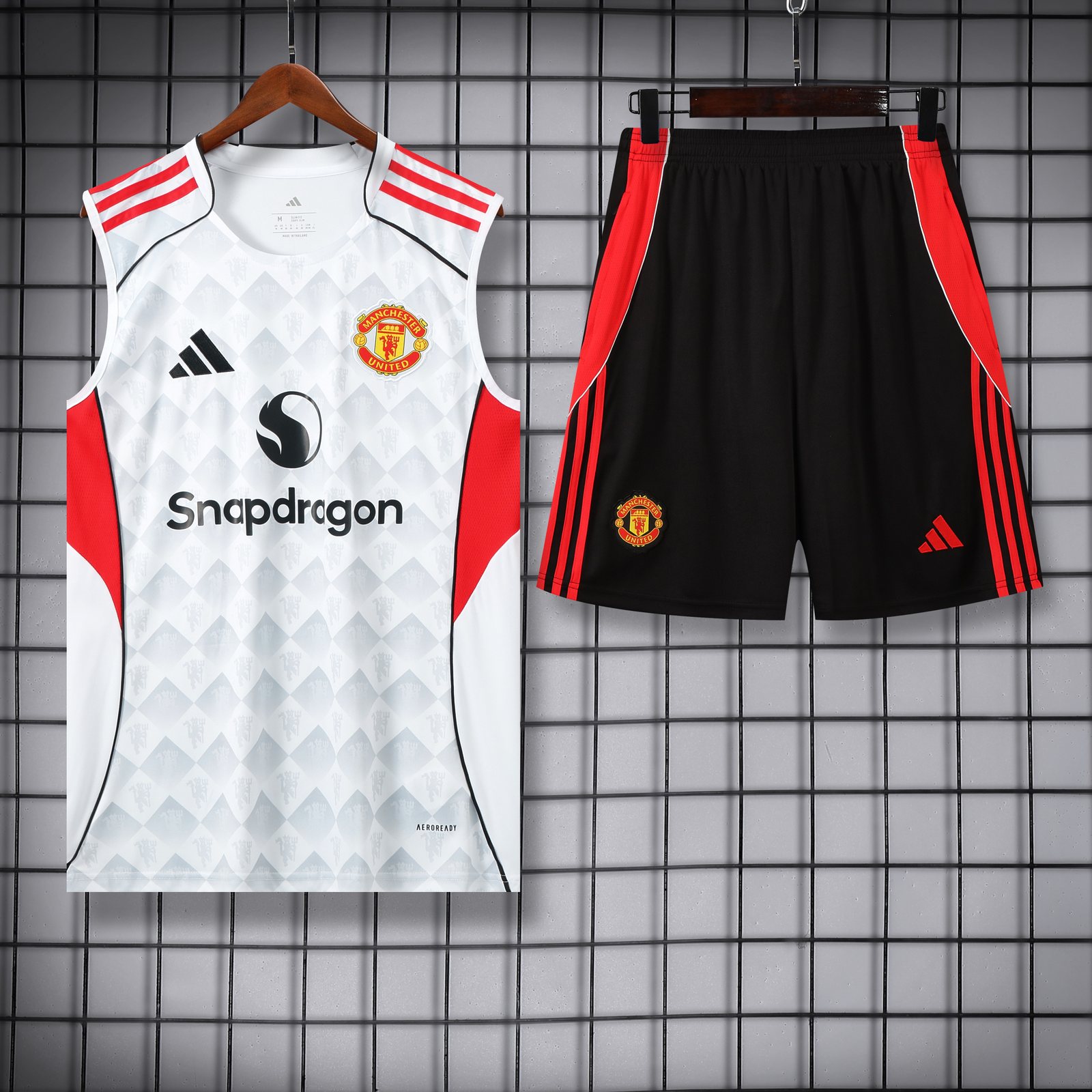2025-26 Manchester United training vest jersey