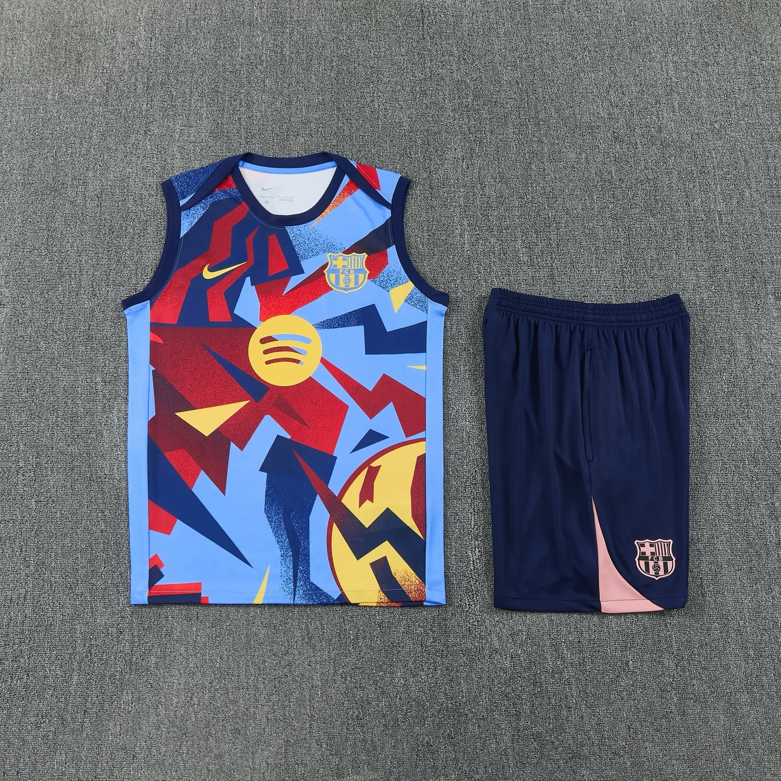2025-26 Barcelona vest training jersey