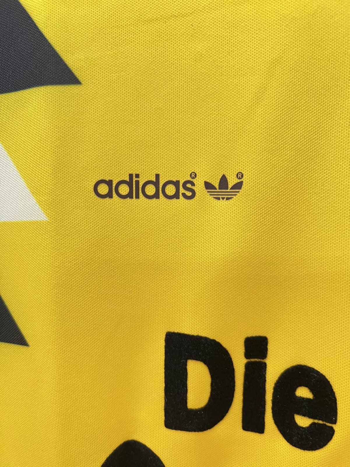 1989 Borussia Dortmund Home Retro Jersey