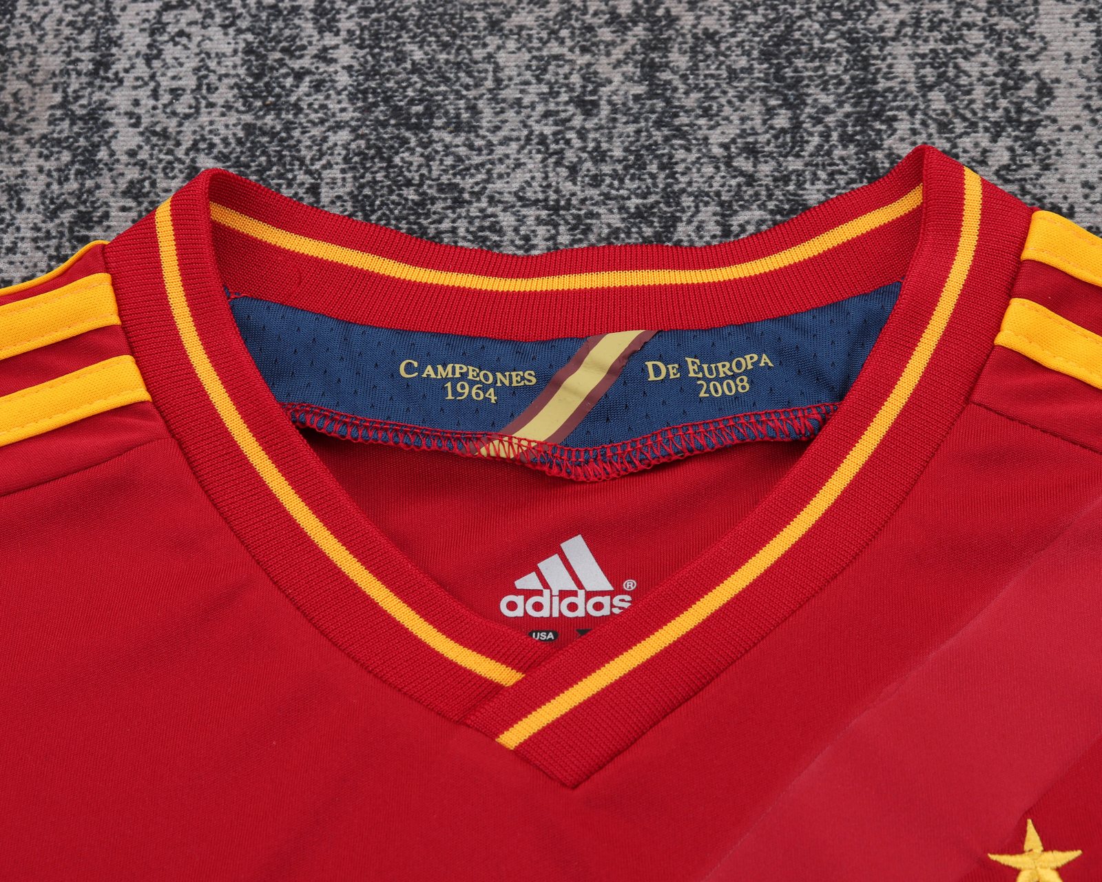 2012 Spain Home Retro Jersey – Kids