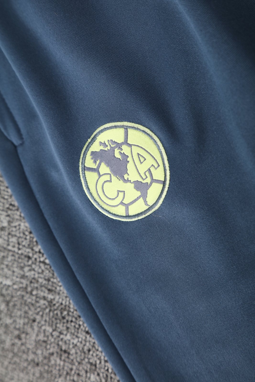 2025-26 Cougars Hooded Long-Sleeve Training Jersey