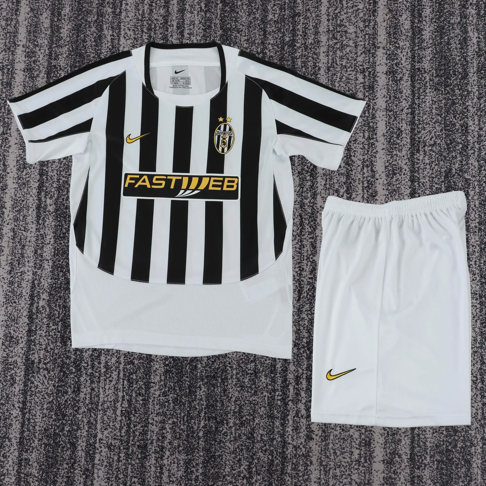 2003-04 Juventus Home Retro Jersey - Children's