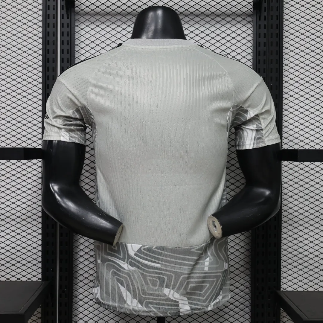 2026-27 Arsenal Goalkeeper Jersey - Player Version
