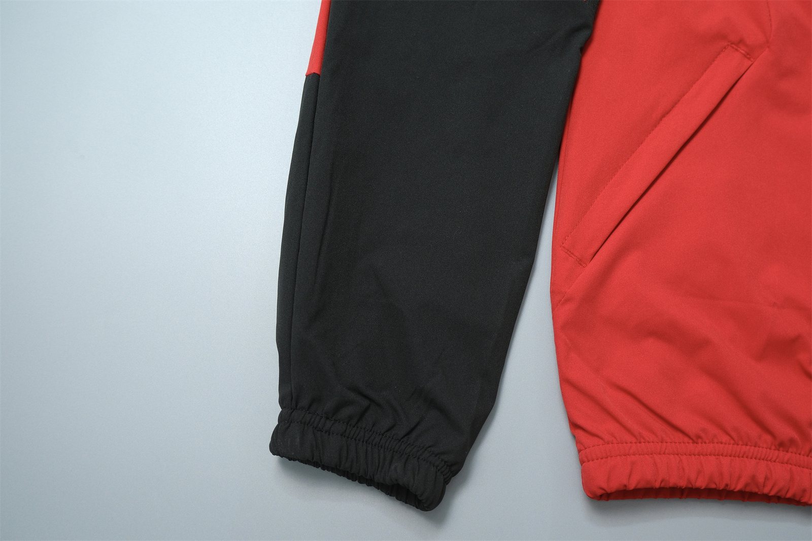 2026-27 Spain Hooded Waterproof Windbreaker