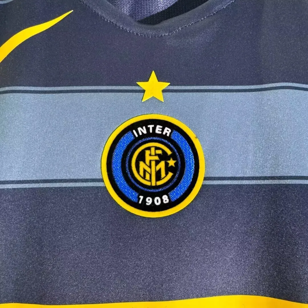 2004-05 Inter Milan Second Away Retro Jersey