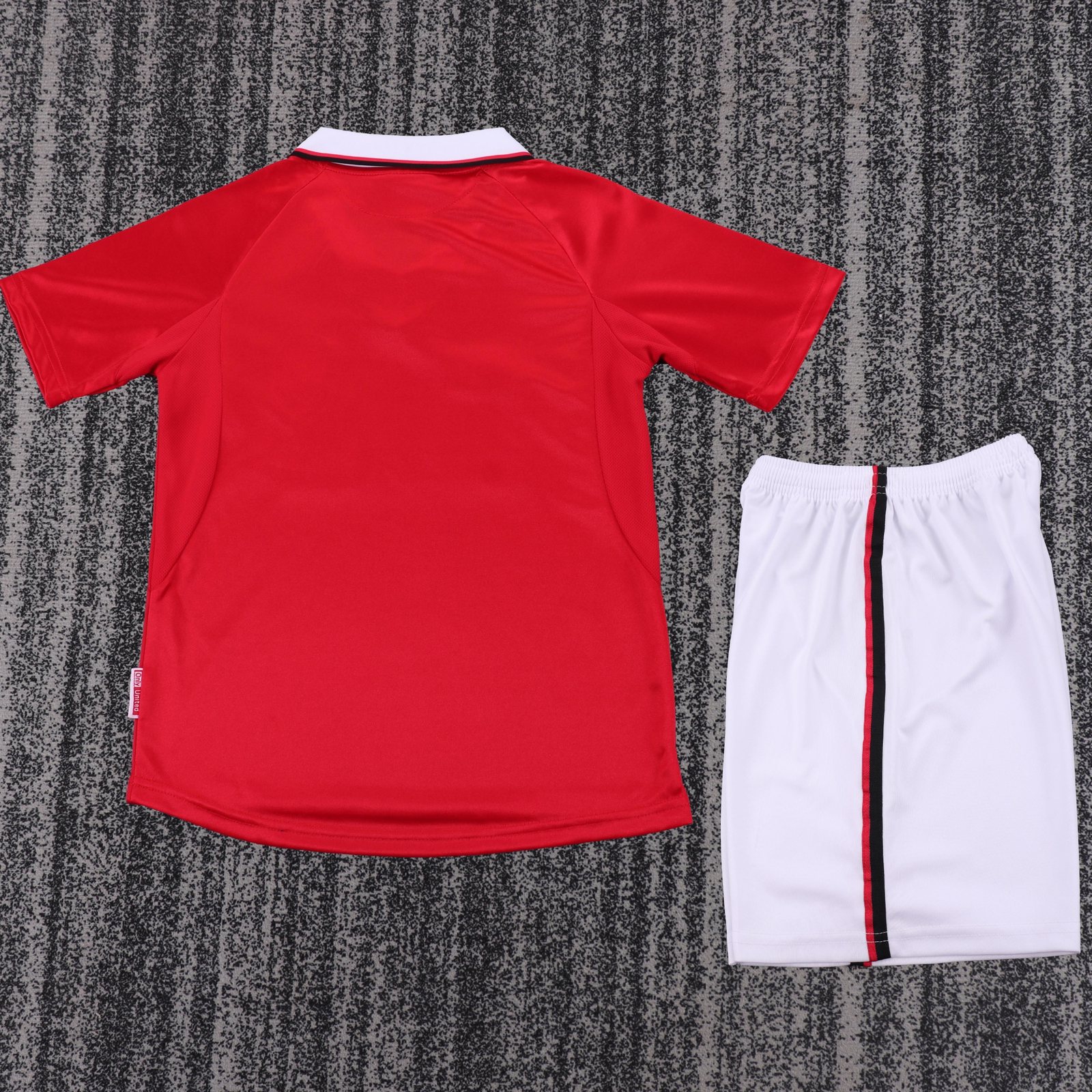 1999-00 Manchester United Home Retro Jersey - Kids