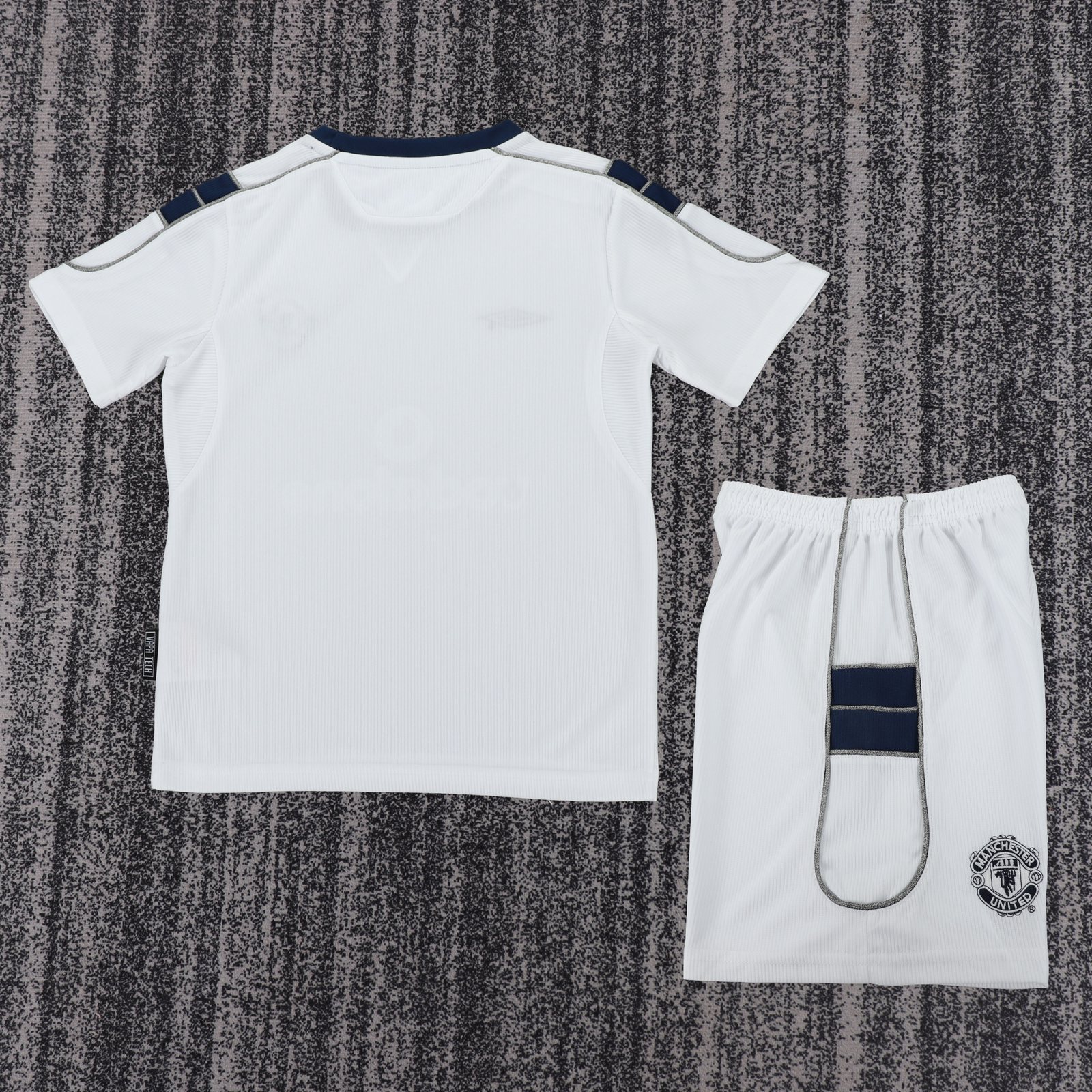 2000-01 Manchester United Away Retro Jersey - Kids