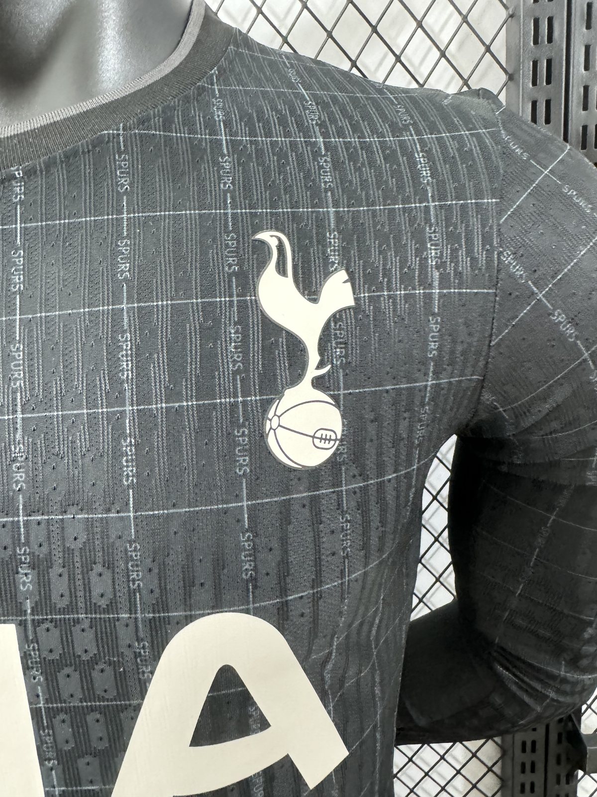 2025-26 Tottenham Hotspur Away Long-Sleeve Jersey – Player Version
