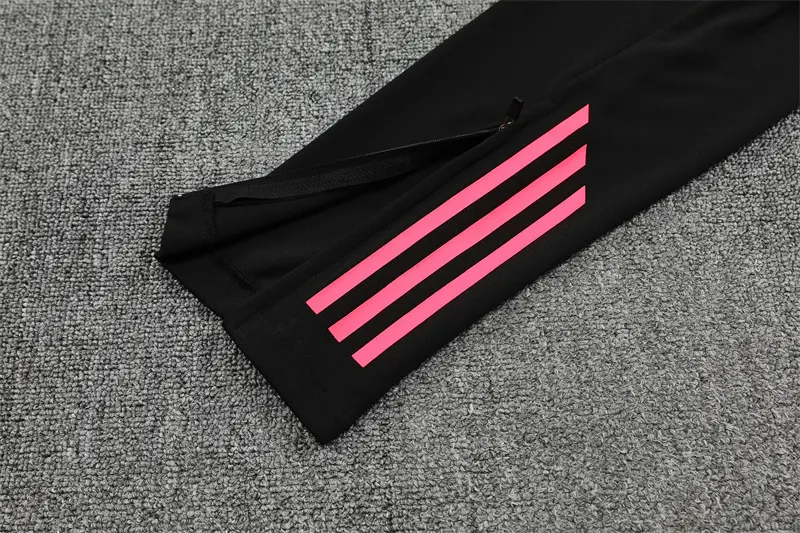 2025-26 Arsenal Black Half-Zip Training Kit