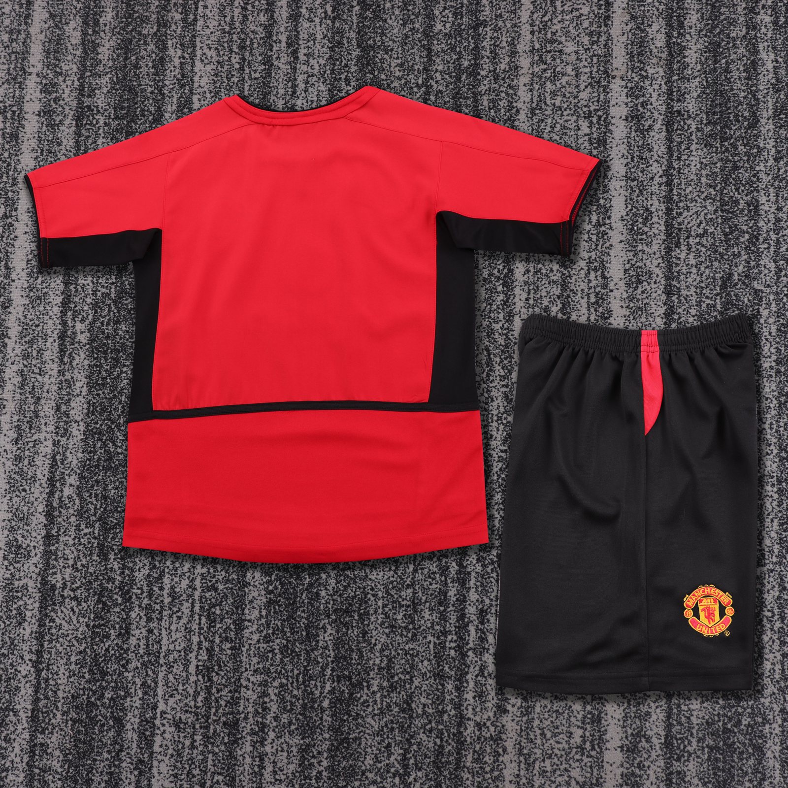 2002-04 Manchester United Home Retro Jersey - Kids
