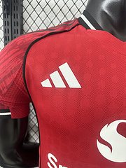 2025-26 Manchester United Home Shirt - Player Edition