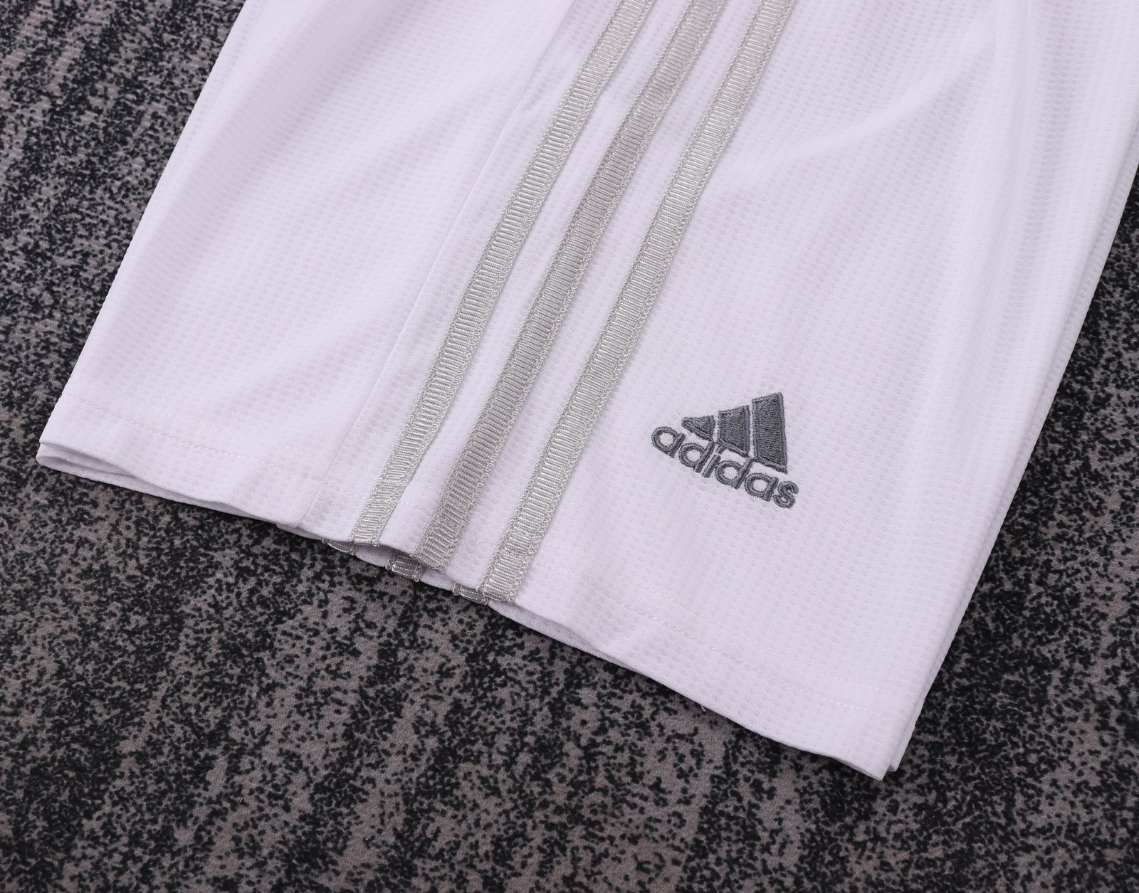 2015-16 Real Madrid Home Retro Shirt - Kids Sizes