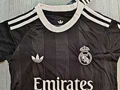 2025-26 Real Madrid Second Away Goalkeeper Jersey - Kids