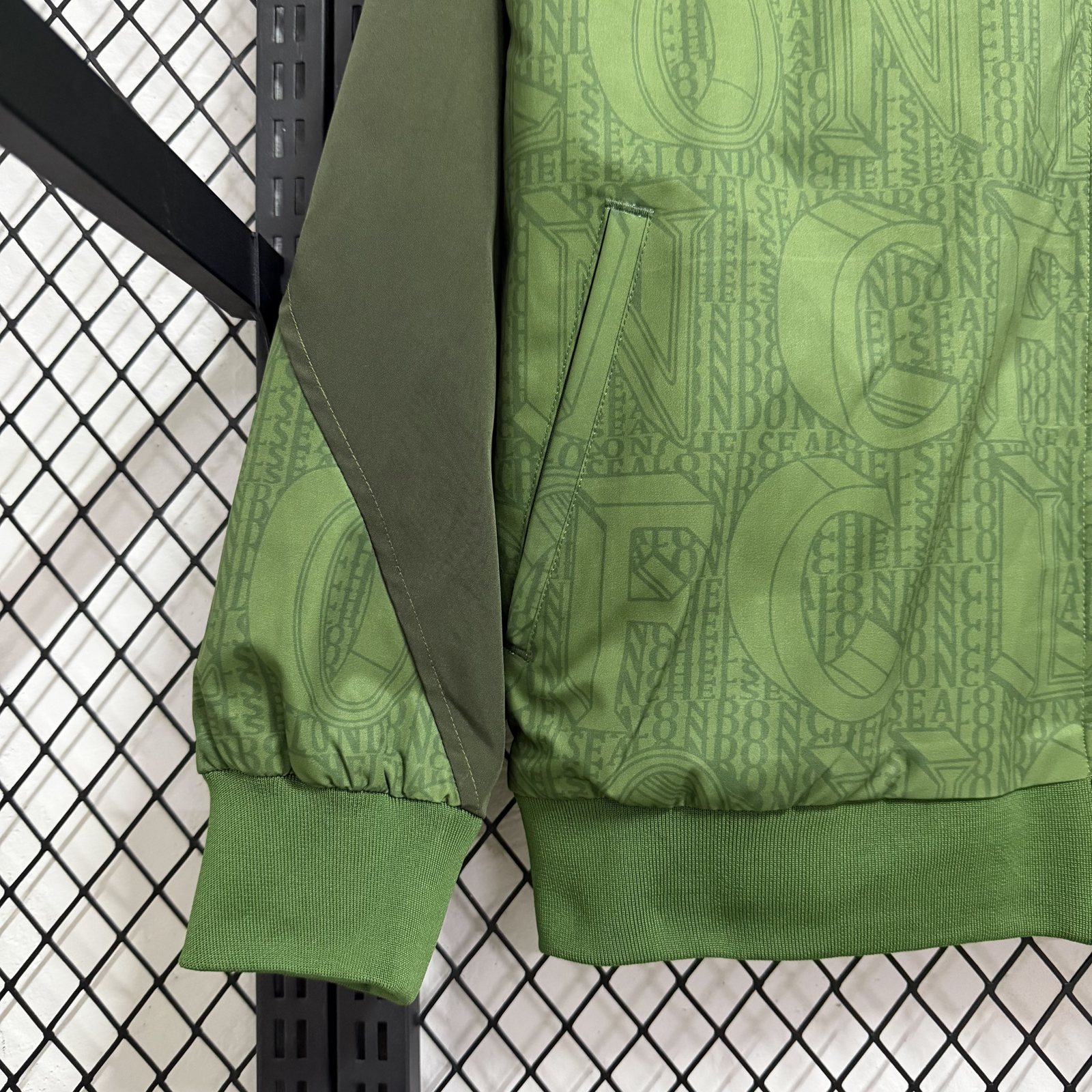 2025-26 Chelsea Green Waterproof Training Windbreaker
