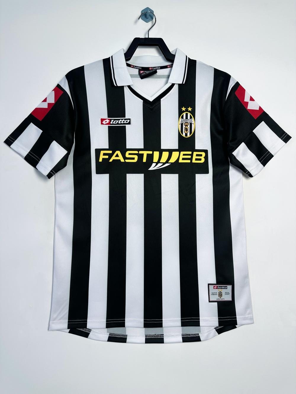 2001-02 Juventus Home Retro Jersey